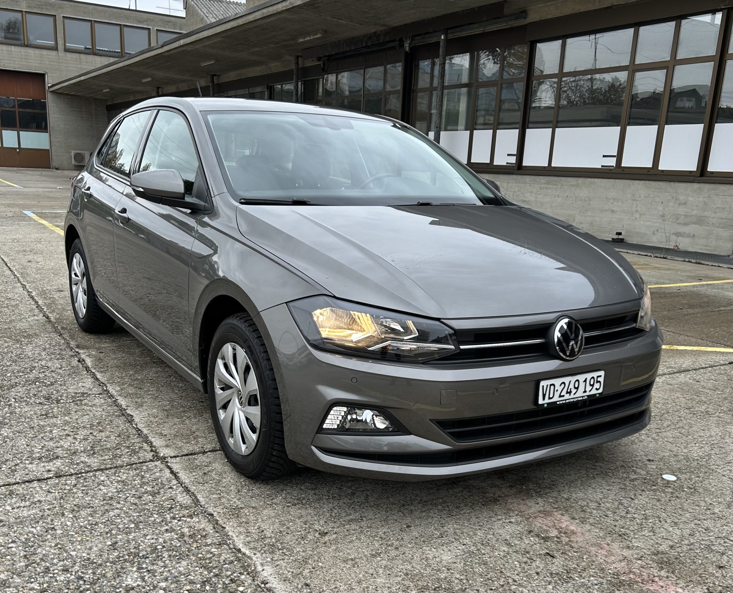 Location Volkswagen Polo automatique G.B.A Location